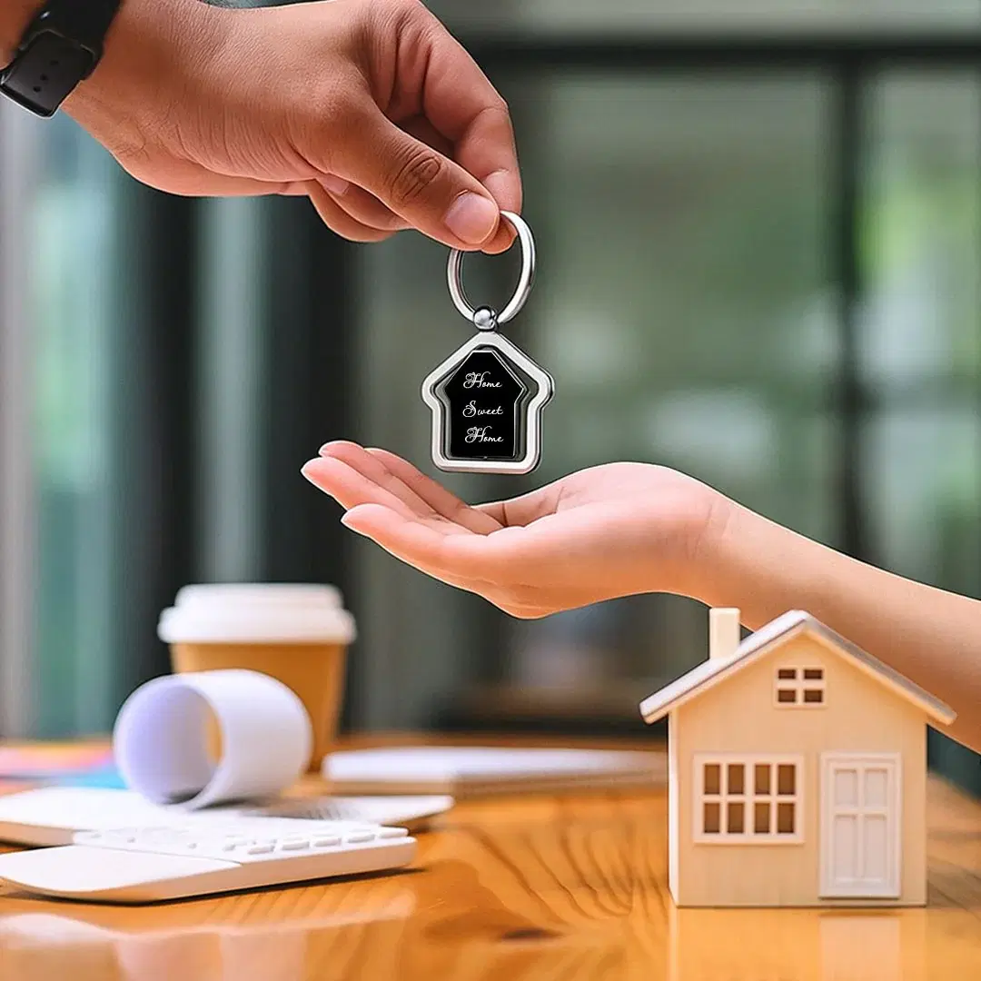 House-shaped personalized keychain handover visual